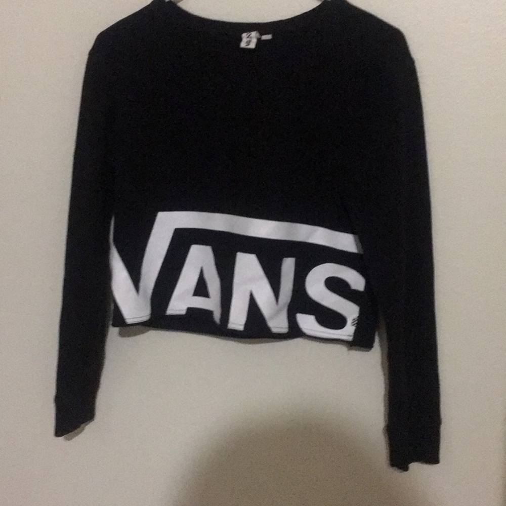 BLACK VANS CROP HOODIE